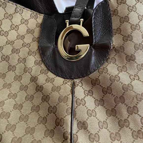 LET'S GO LADIES!!!!! GUCCI the whole set PURSE, WALLET AND SHOES (size8) - Picture 1 of 14
